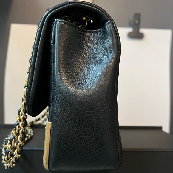 Chanel Chevron Rock The Corner Flap Bag - Picture 5 of 12